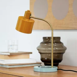 Lámpara de mesa Dyberg Larsen Ocean Flex, curry/turquesa, 45 cm
