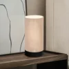 Lámpara de mesa Feniglia con lino natural