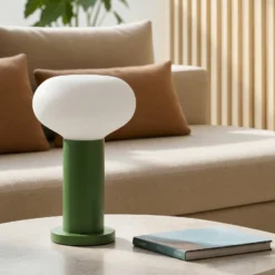 Lámpara de mesa Flo, verde, Ø 19 cm, cristal