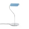 Lámpara de mesa Hay Apex, azul pastel, altura 38 cm, casquillo E14, acero