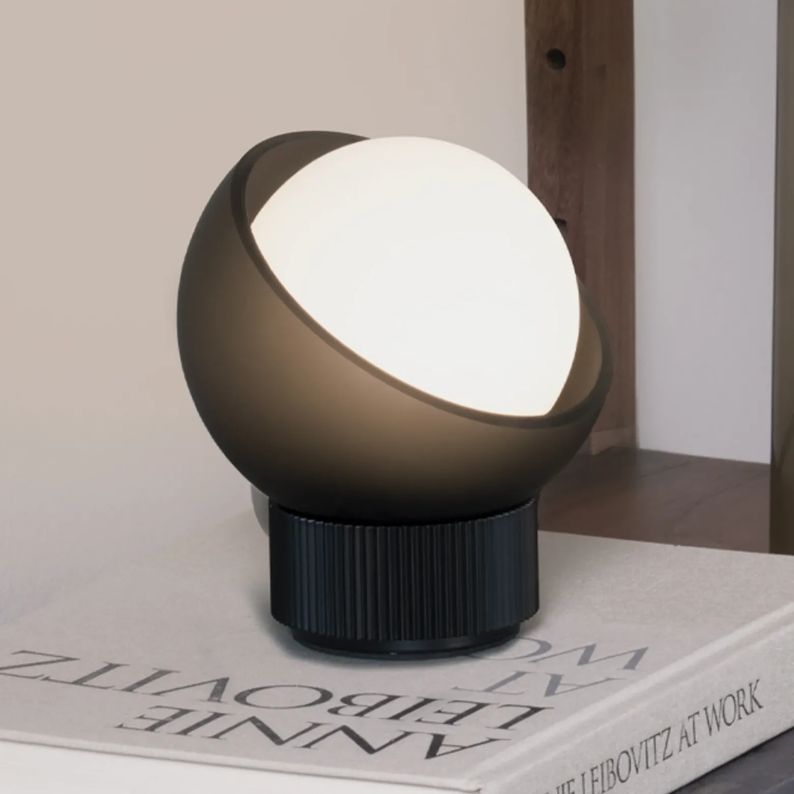 Lámpara de mesa IDEAL LUX Bloom, negro/gris oscuro, altura 13 cm