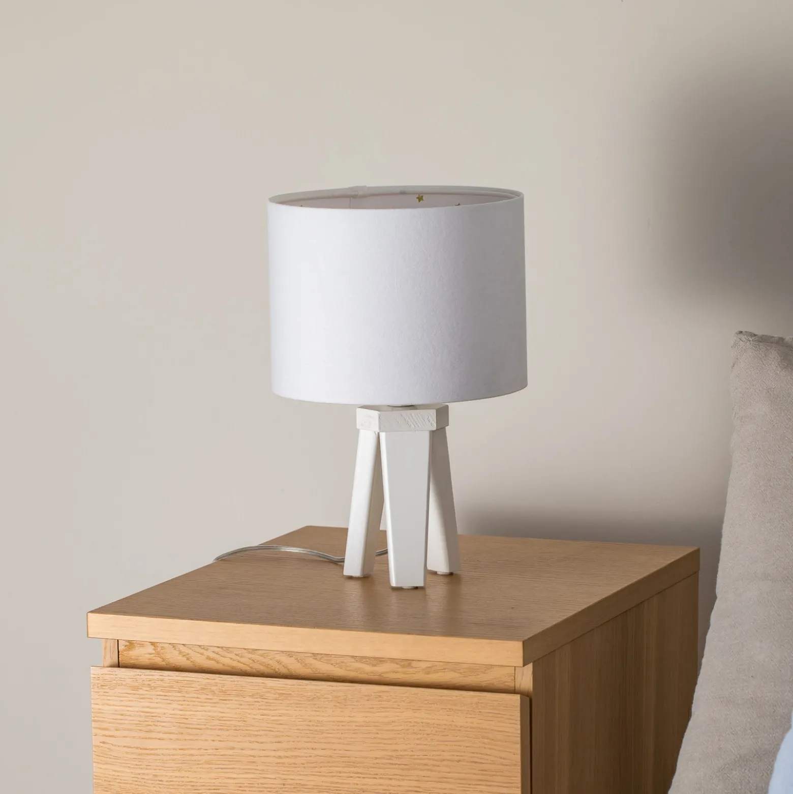 Lámpara de mesa infantil Max, trípode