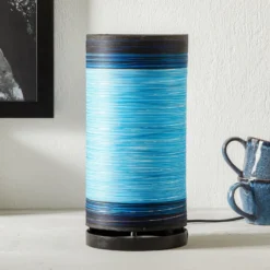 Lámpara de mesa Julie envuelta en hilos, azul