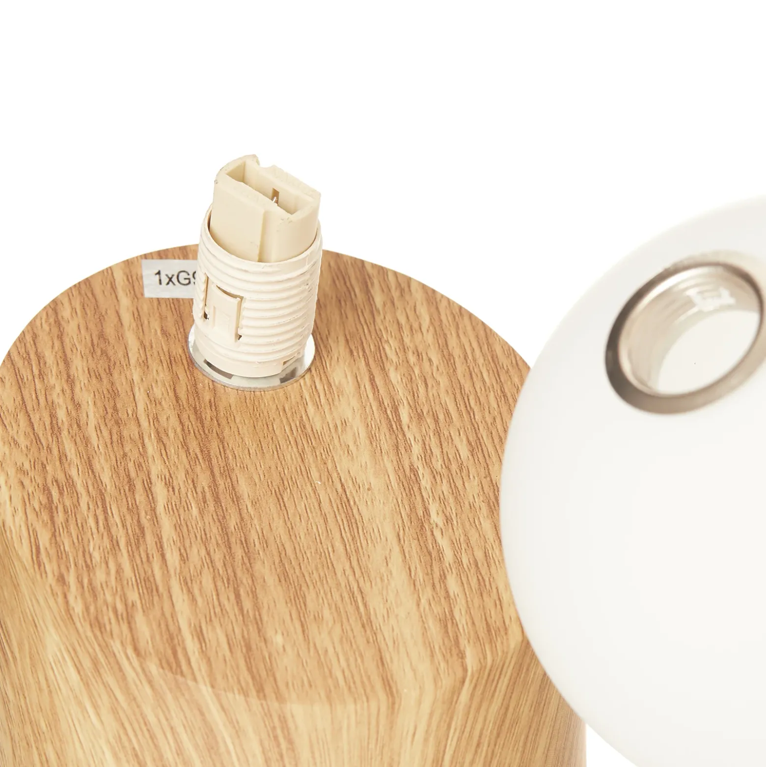 Lámpara de mesa LED Alisa, soporte óptica madera