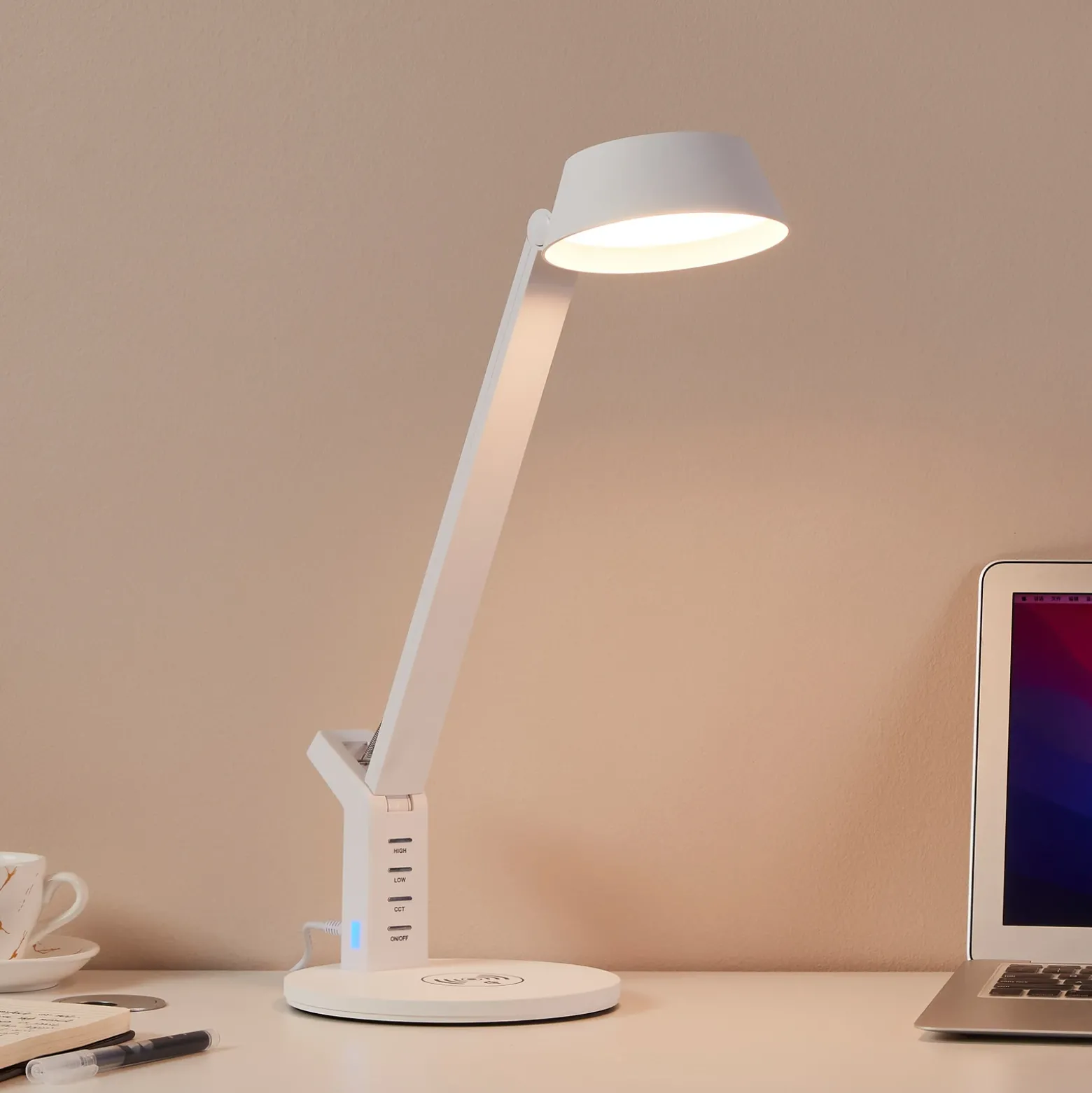 Lámpara de mesa LED Banderalo CCT dim QI blanco