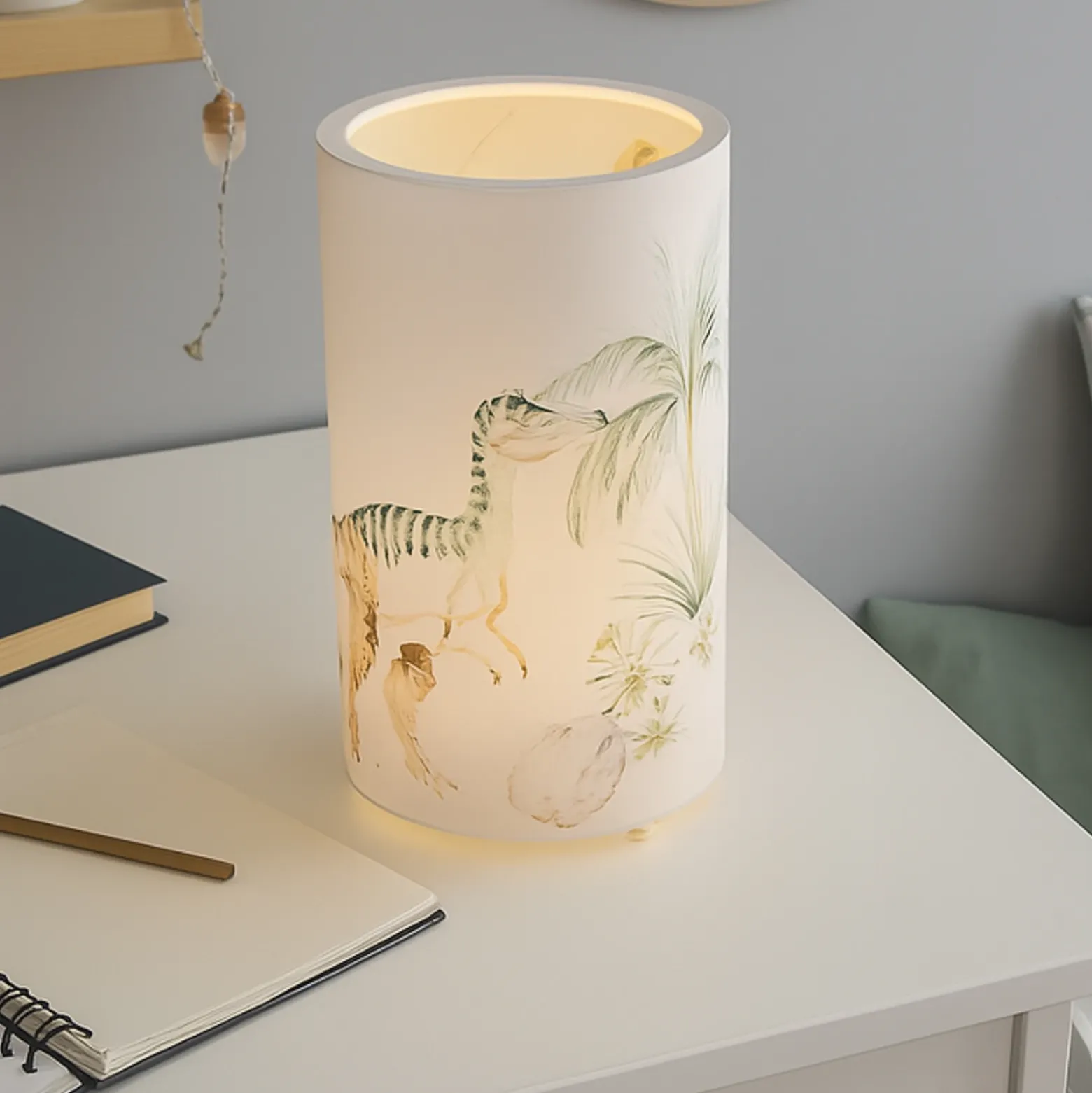 Lámpara de mesa LED Jurassic, blanca/colorida, altura 25 cm