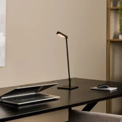 Lámpara de mesa LED Lavale, negra, atenuable, altura 42 cm