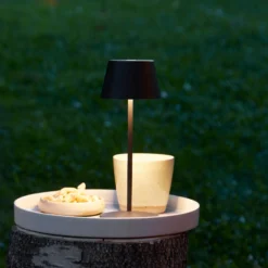 Lámpara de mesa LED LOOM DESIGN Modi Micro, IP65, negro