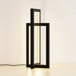 Lámpara de mesa LED Lucande Hylda, altura 42 cm, negro, aluminio