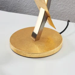 Lámpara de mesa LED Lucande Marija, dorada, atenuable, 62 cm