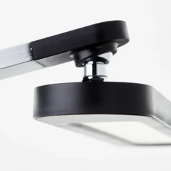 Lámpara de mesa LED Officehero, CCT, negro