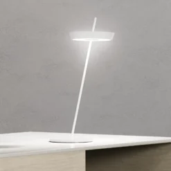 Lámpara de mesa LED recargable Mahina, blanca, altura 36 cm, metal, CCT