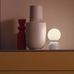 Lámpara de mesa LED recargable RUDI, color beige, altura 20 cm, CCT, regulación