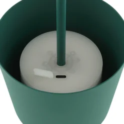 Lámpara de mesa LED recargable Kaami, verde, altura 37 cm, IP44, atenuable.