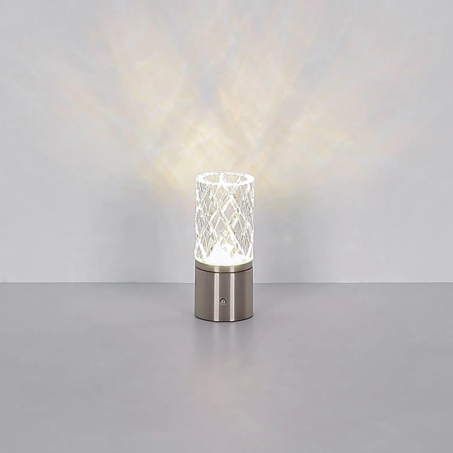 Lámpara de mesa LED recargable Lunki, color níquel, altura 19 cm, CCT