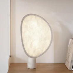 Lámpara de mesa LED recargable New Works Tense, blanca, 43 cm