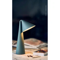 Lámpara de mesa LED recargable FRANDSEN Ami, verde, 32 cm, atenuable