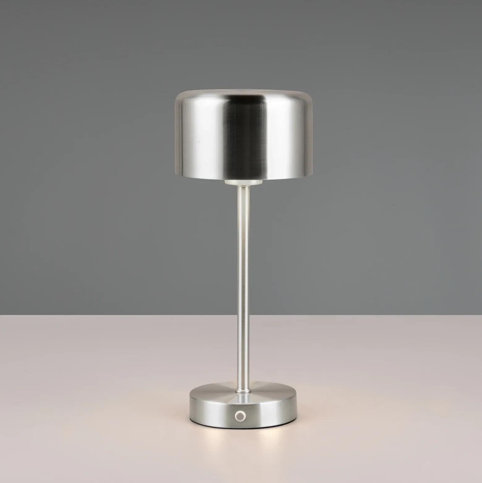 Lámpara de mesa LED recargable Jeff, color níquel, altura 30 cm, metal