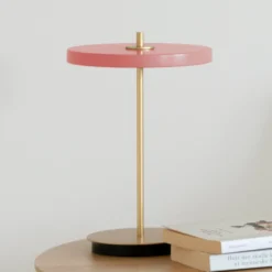 Lámpara de mesa LED recargable UMAGE Asteria Move, rosa/latón, 31 cm
