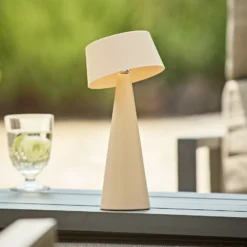 Lámpara de mesa LED recargable Solino, beige, solar/USB, 26 cm, IP44