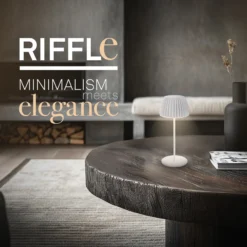 Lámpara de mesa LED recargable Brilo unplugged Riffle, 20 cm, blanca