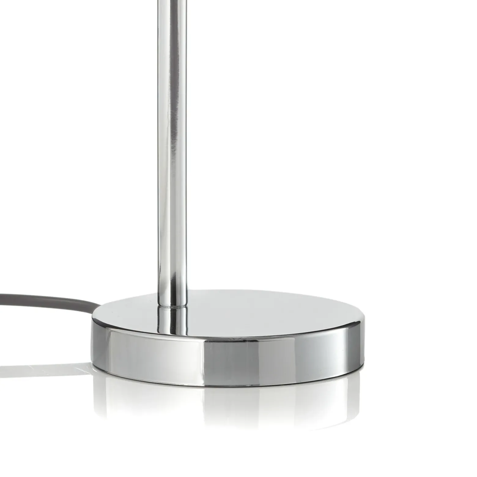 Lámpara de mesa LED Rennes, color cromo, altura 40 cm
