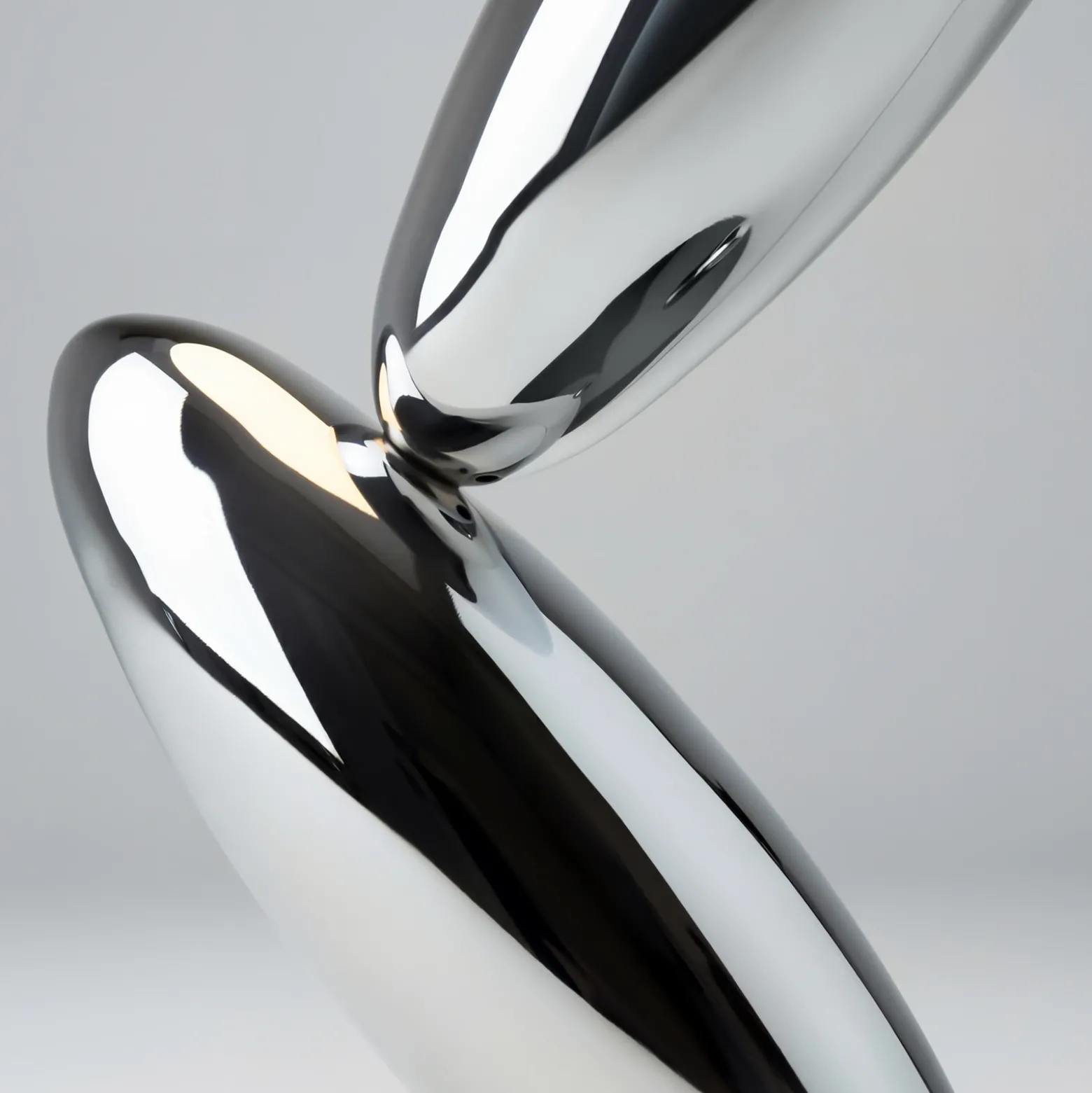 Lámpara de mesa LED RESONANCE, platino/ópal, 37 cm, metal/cristal, atenuable