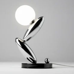 Lámpara de mesa LED RESONANCE, platino/ópal, 37 cm, metal/cristal, atenuable