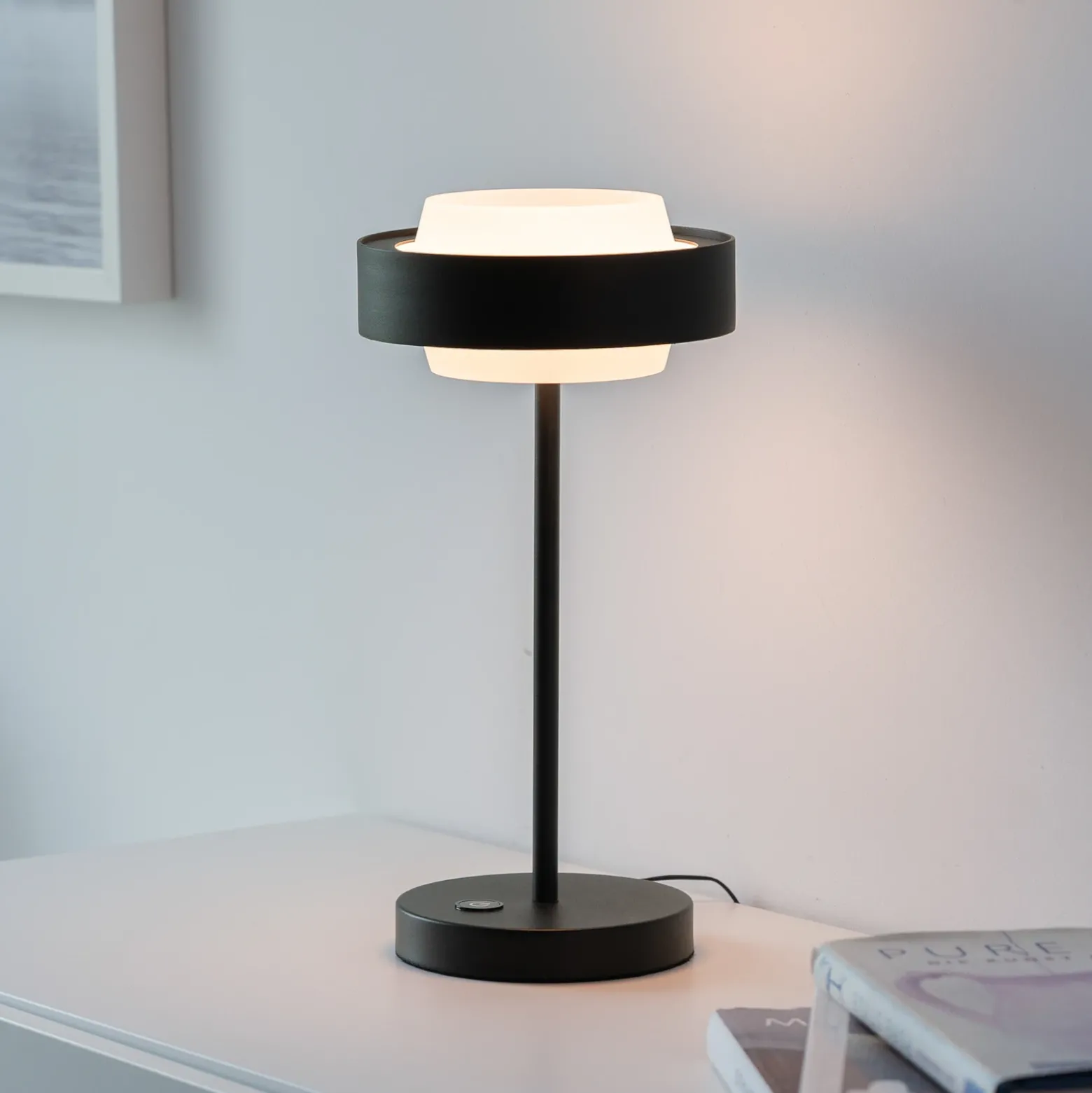Lámpara de mesa LED SCHÖNER WOHNEN Elmo, negra, 3000 K, atenuador