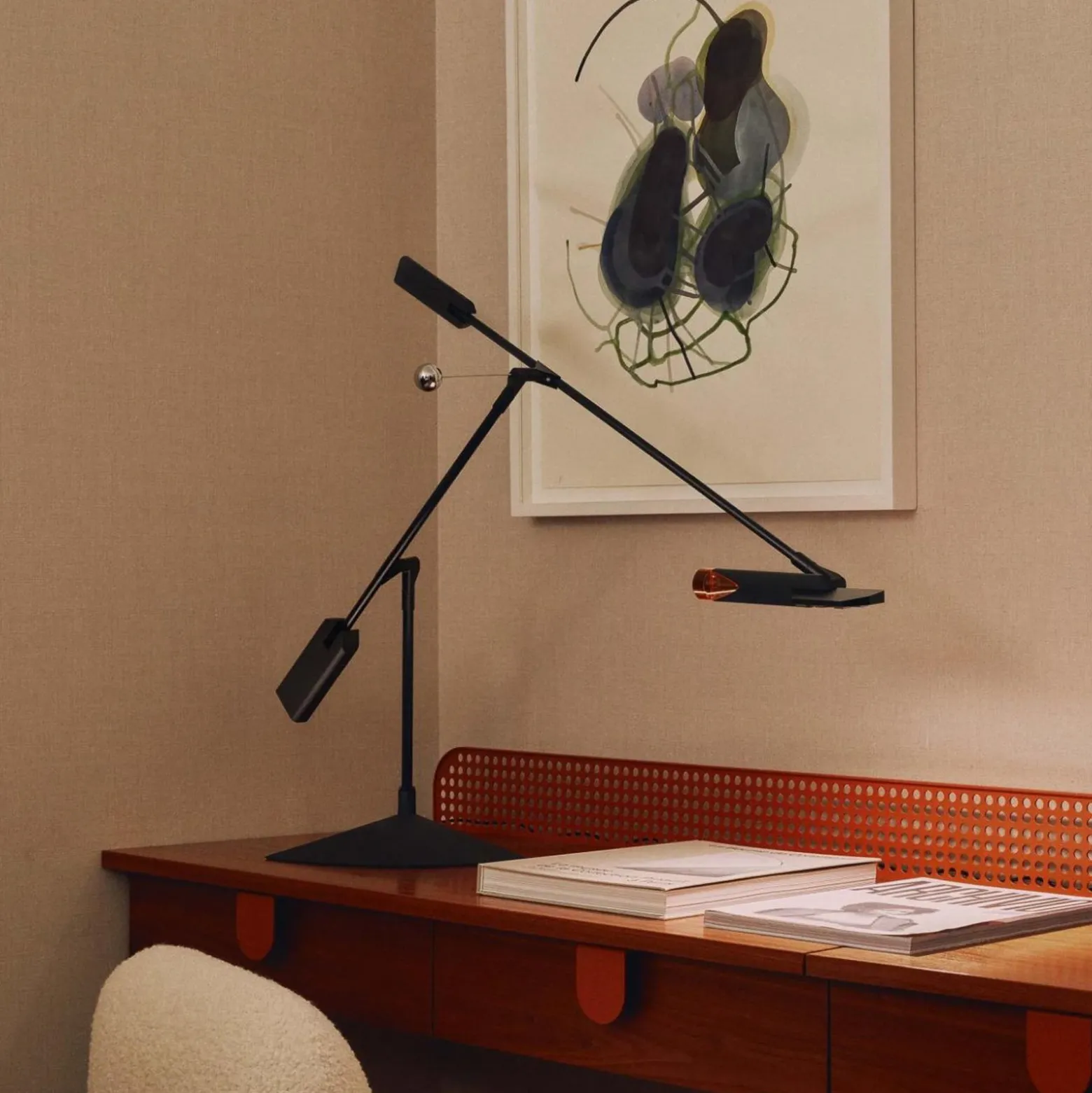 lámpara de mesa LED Stilnovo Halley, negra, saliente 100 cm