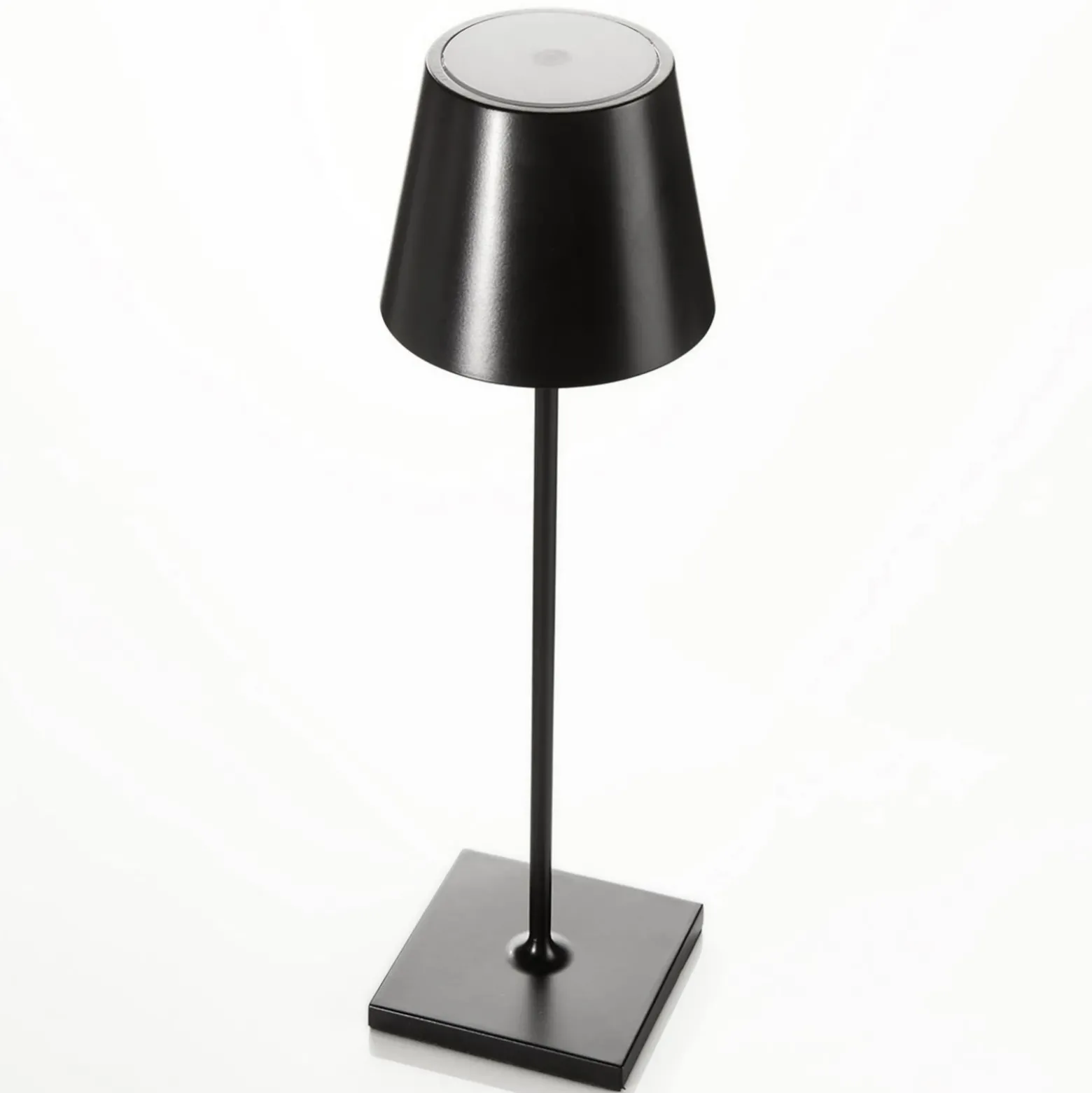 Lámpara de mesa LED Toc cargador USB, IP54, negro