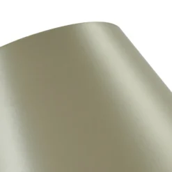 Lámpara de mesa Lindby Corali, verde claro, metal, altura 64cm