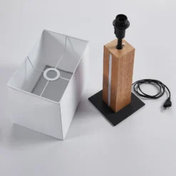 Lámpara de mesa Lindby Garry, 2 luces, blanca, madera, 53 cm, E27