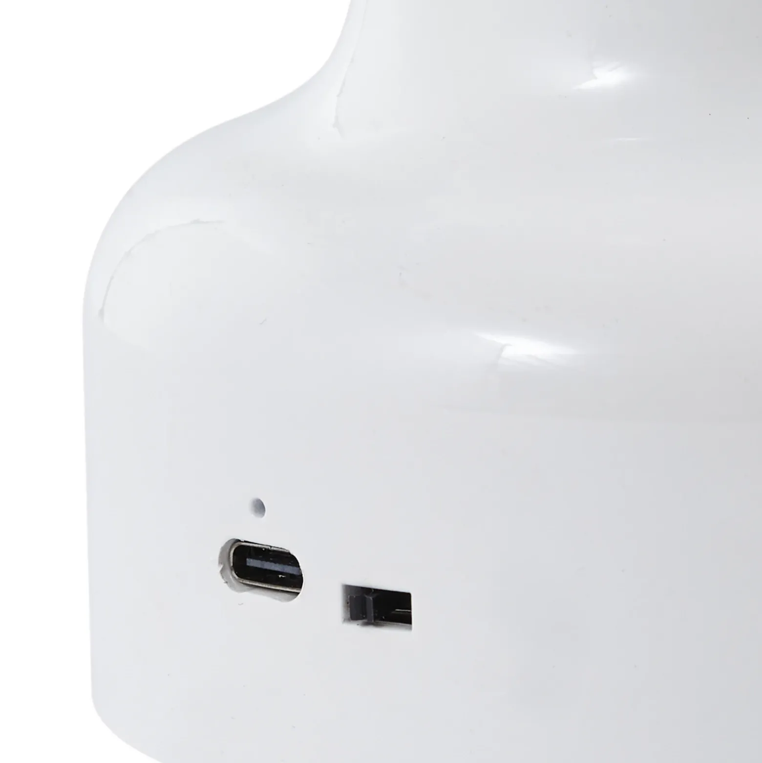 Lámpara de mesa Lindby LED recargable Maxentius, crema, cristal, atenuador