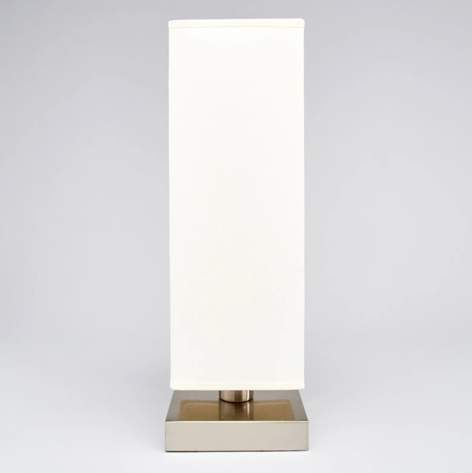 Lámpara de mesa Lindby Martje, altura 35 cm, blanca, textil, metal
