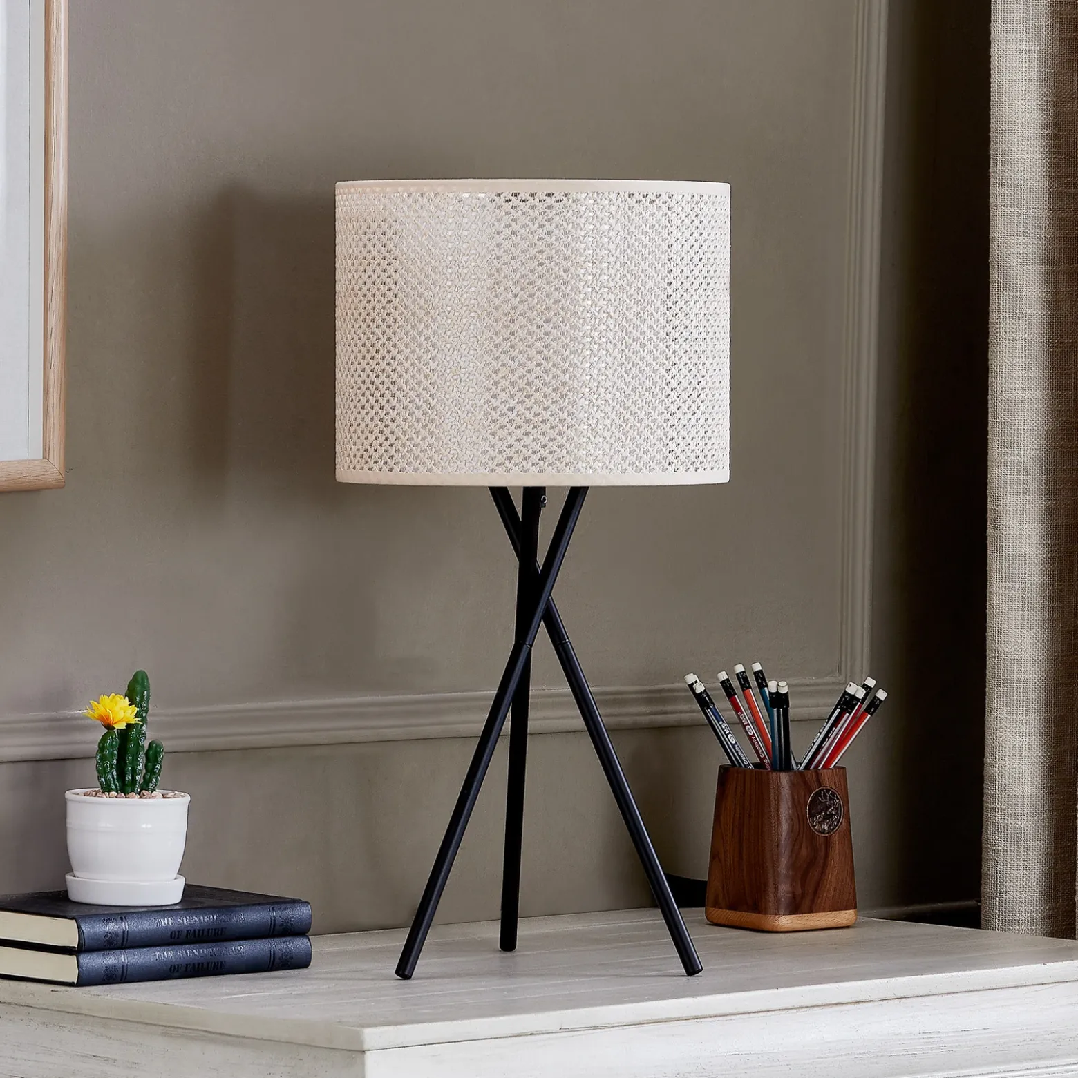 Lámpara de mesa Lindby Soula, Ø 26 cm, beige, plástico, E27