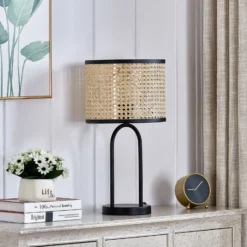 Lámpara de mesa Lindby Yaelle, 50 cm de altura, ratán, negro, E27