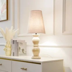 Lámpara de mesa Lucande Lyndorin, beige, cerámica