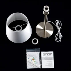 Lámpara de mesa Ludwig, USB blanco/níquel mate