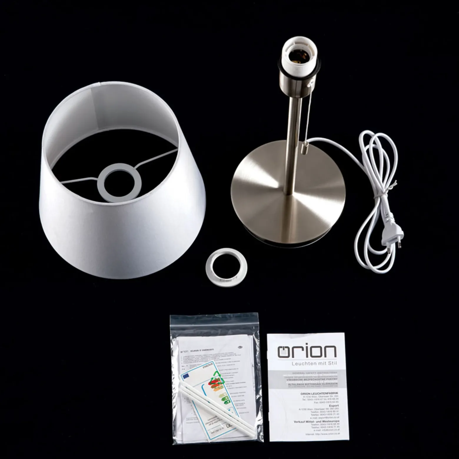 Lámpara de mesa Ludwig, USB blanco/níquel mate