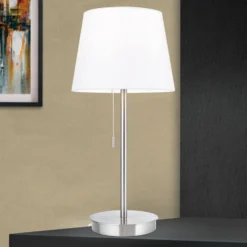 Lámpara de mesa Ludwig, USB blanco/níquel mate
