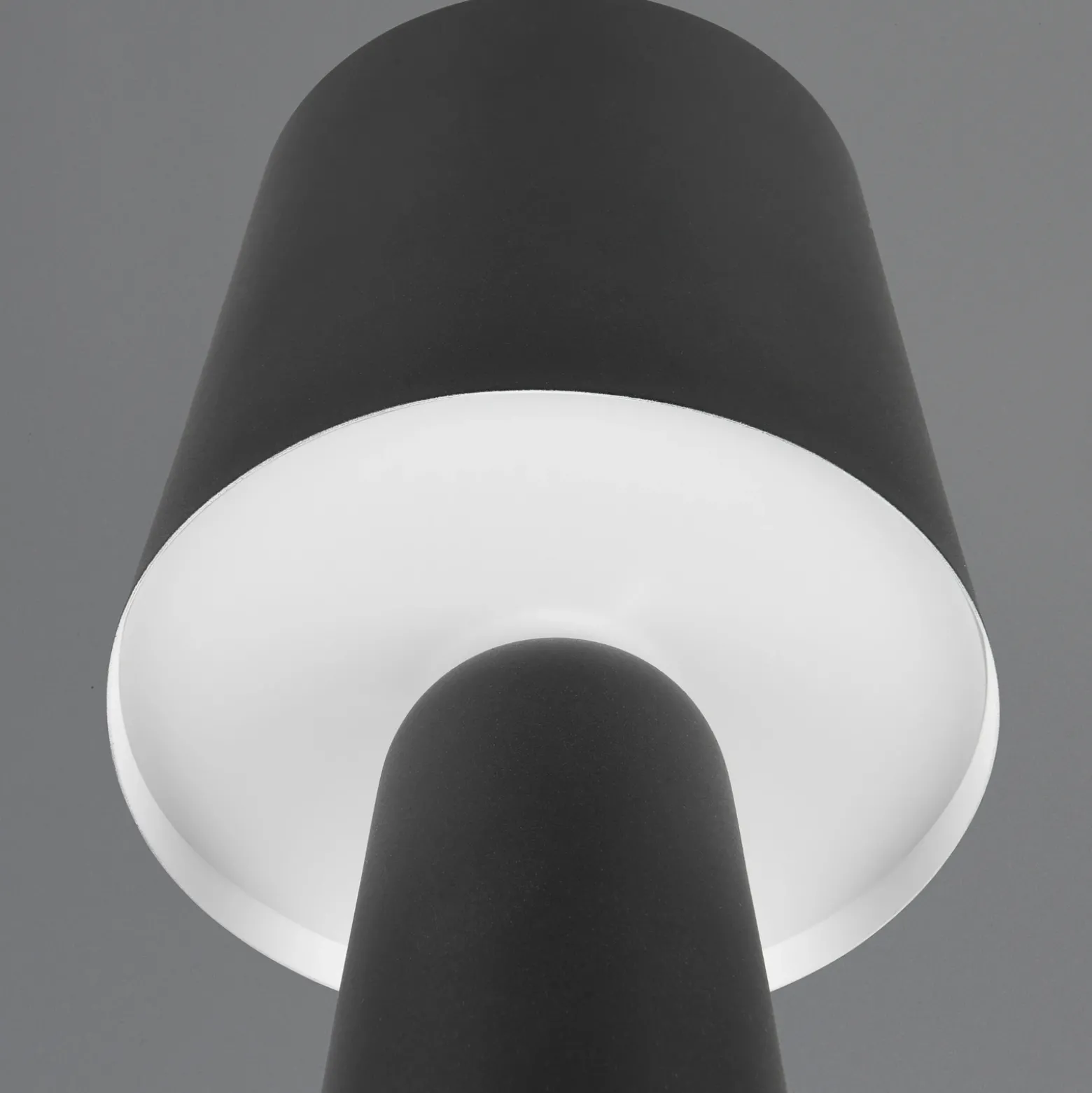 Lámpara de mesa Nubia, negra, altura 40 cm, metal, E27