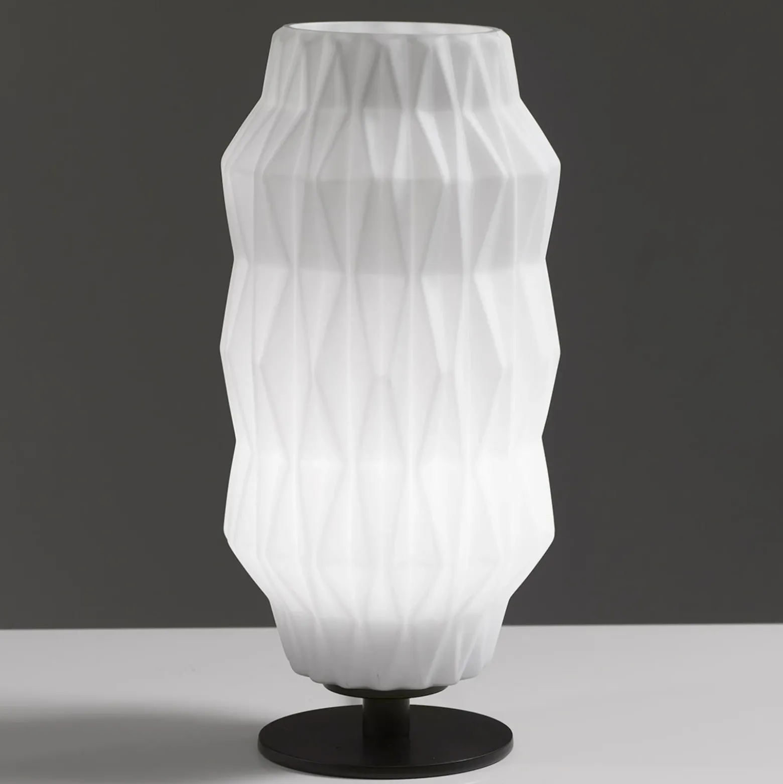 Lámpara de mesa Origami, blanca