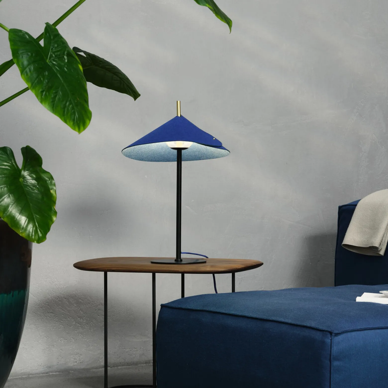 Lámpara de mesa OSRAM Decor Flip, azul, fieltro, G9, regulable