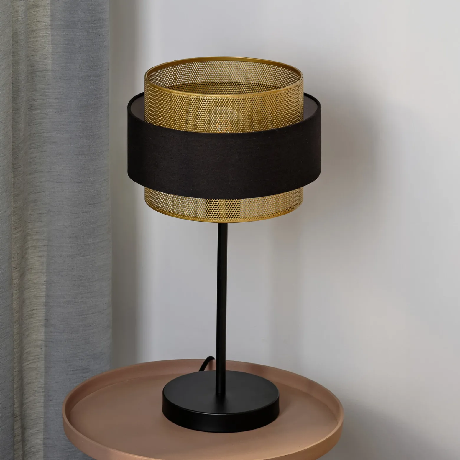 Lámpara de mesa OSRAM Decor Hornet, negro/dorado, E27