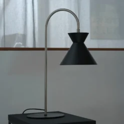 Lámpara de mesa OSRAM Decor Waist, acero, negro, E27