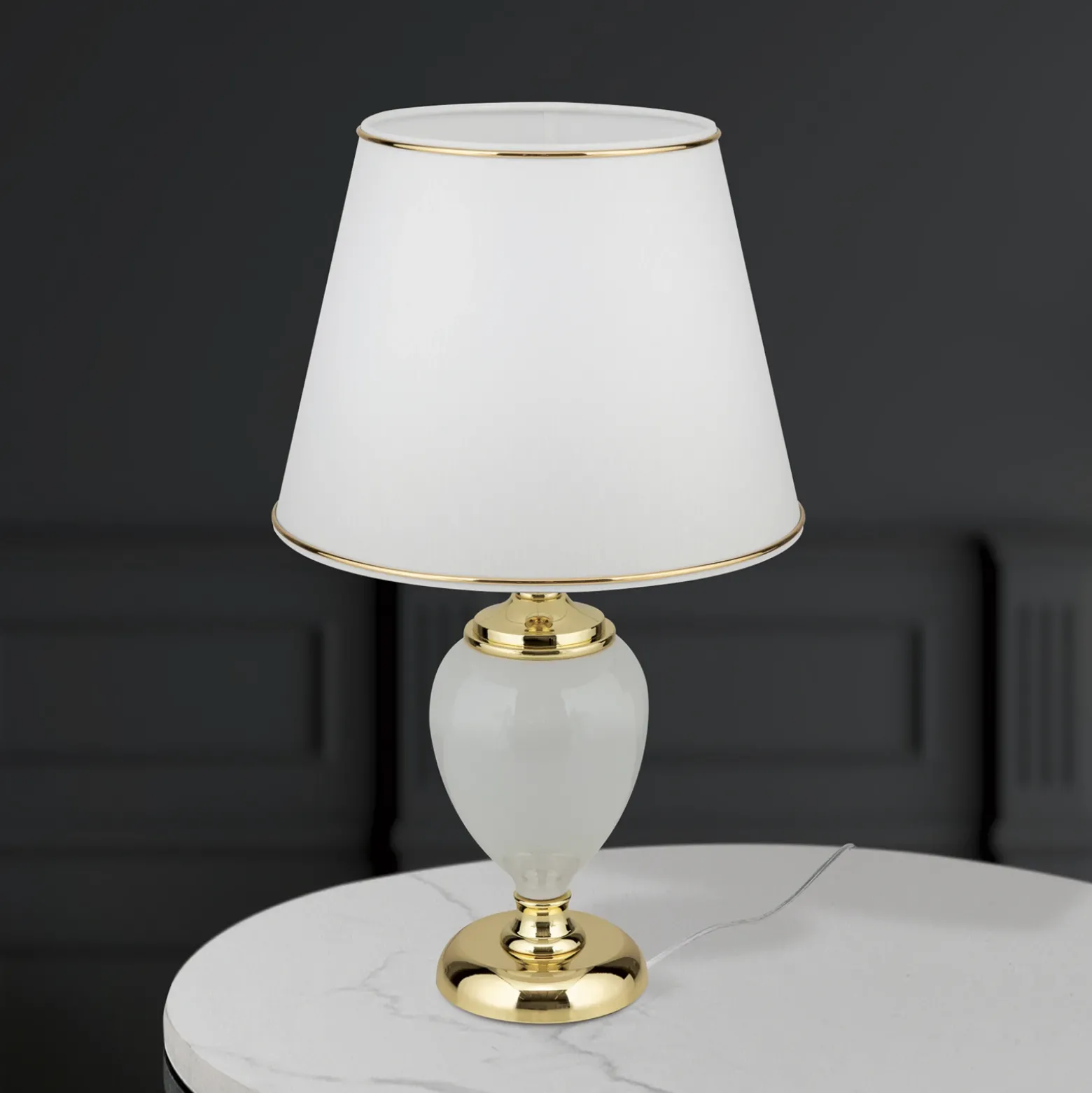 Lámpara de mesa Ovum, blanco/oro, altura 48 cm, cerámica/chintz
