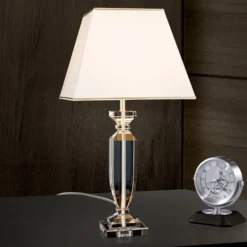 Lámpara de mesa Pokal con cristal oro/crema