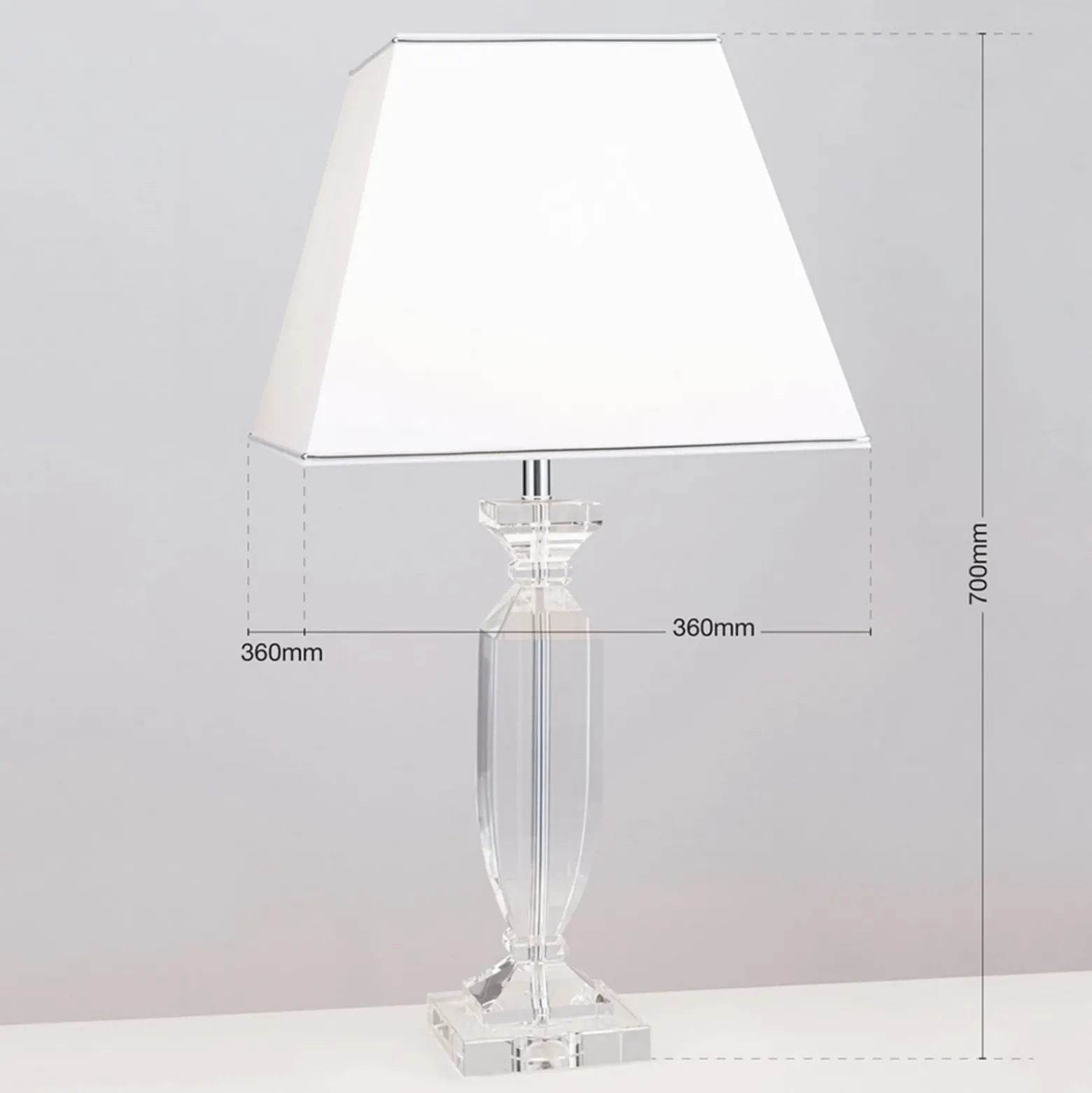 Lámpara de mesa Pokal con cristal cromo/blanco