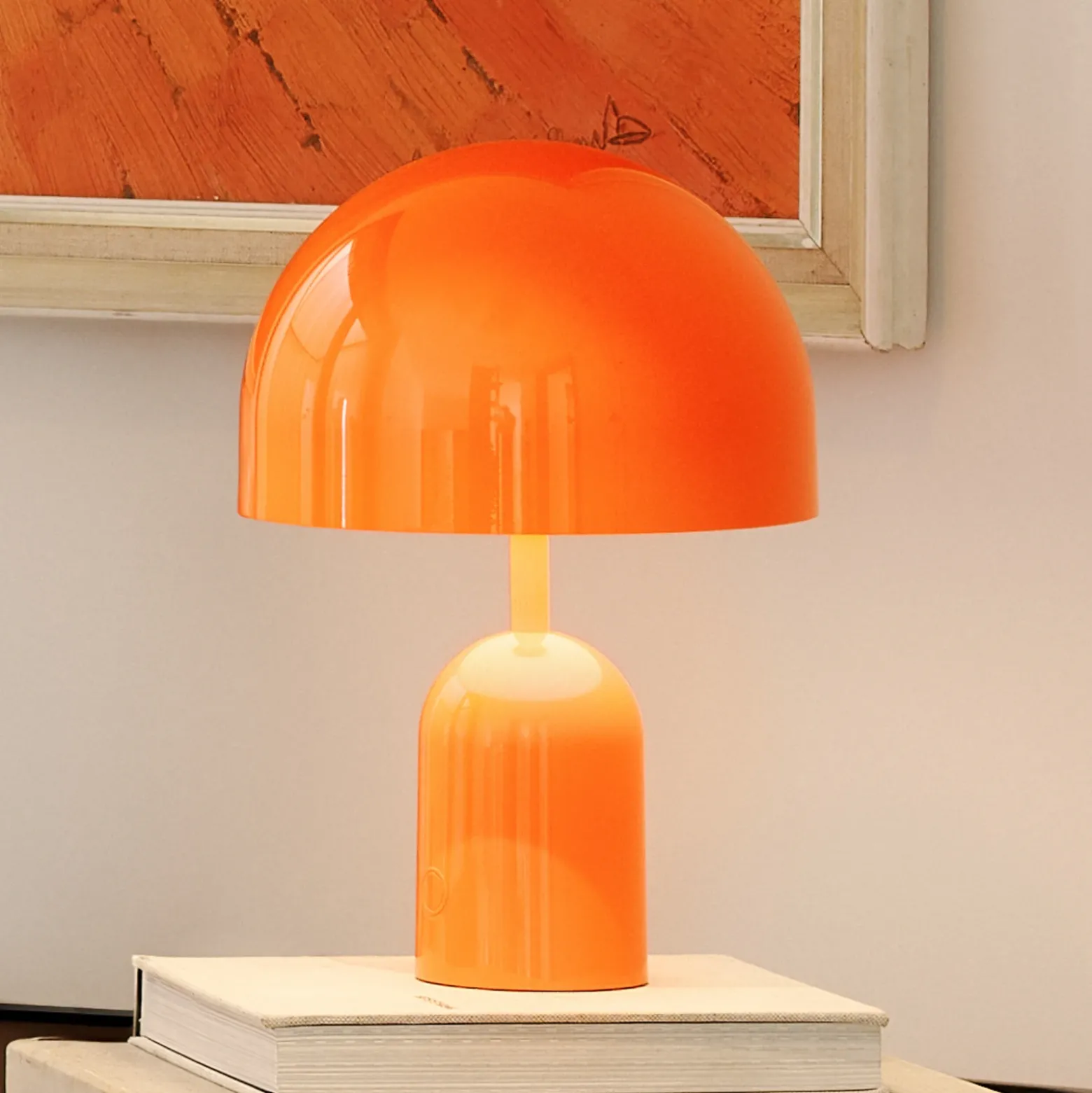 Lámpara de mesa recargable BELL PORTABLE de Tom Dixon, roja, 28 cm, IP44